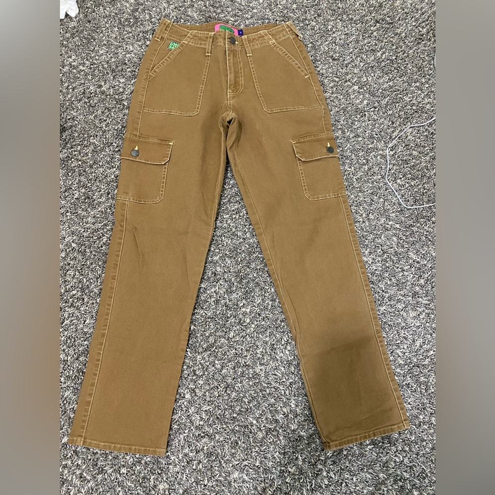 Zumiez Cargos
